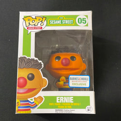 Funko Pop - Sesame Street - Ernie (Flocked - Barnes & Noble Exclusive)